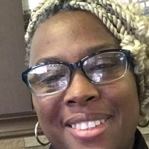 Meet your Posher, Lasonya